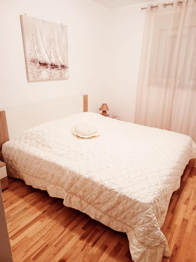שיבניק Bella Vista Apartment מראה חיצוני תמונה